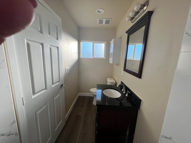 Building Photo - 8822 O'Melveny Ave