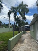 Building Photo - 1406 S Roosevelt Blvd