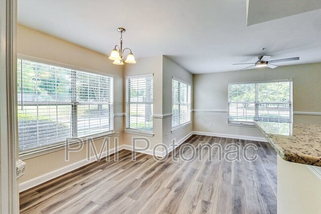 Building Photo - 10301 Westridge Dr