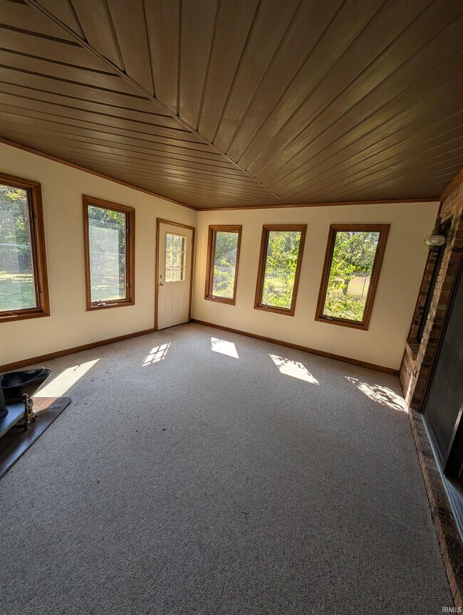 Building Photo - 4400 50 E