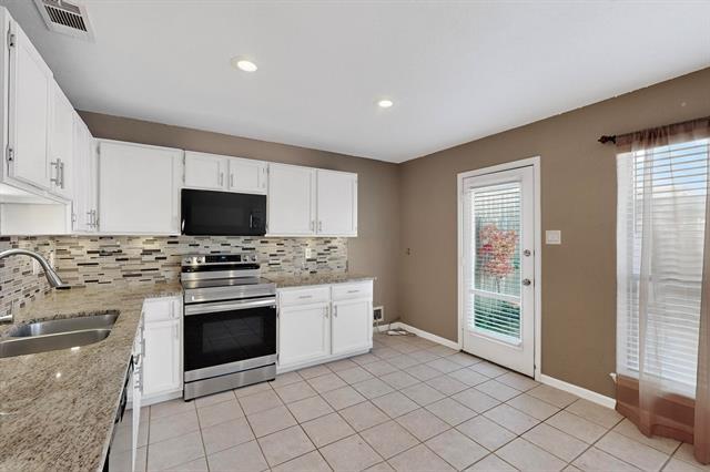 Building Photo - 2305 Jamie Dr