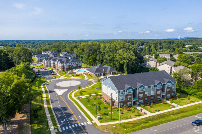 Aerial - Palisades at Waters Edge