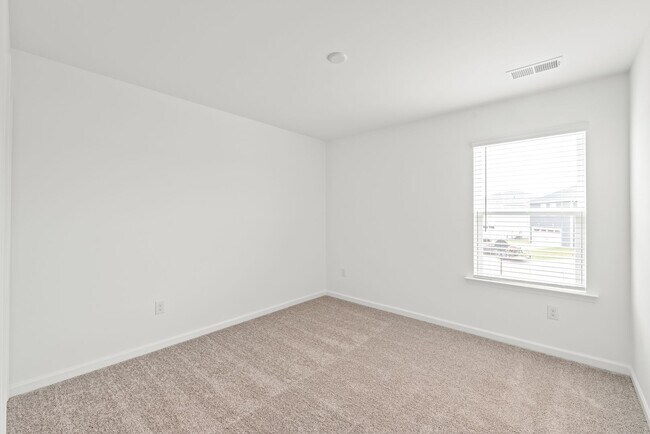 Building Photo - New Construction | 4 Bed, 2.5 Bath | Energ...