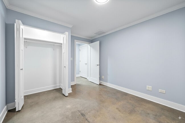 Building Photo - 423 Funston Ave