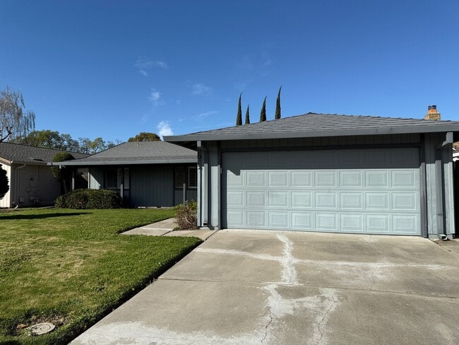 Building Photo - Single story home located in the Stonewood neighborhood!