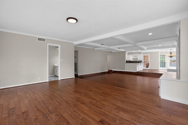 Building Photo - 112 Kirkwood Ln