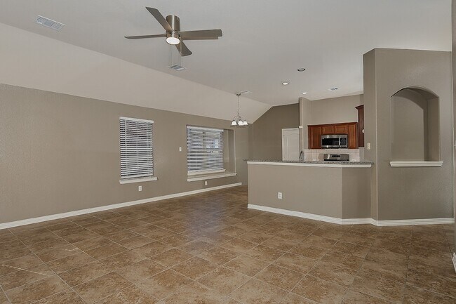 Building Photo - 9606 Arched Oak Dr