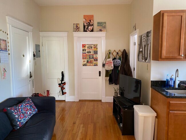 Building Photo - 1185 Commonwealth Ave