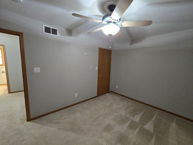 Building Photo - 4710 Donald Dr