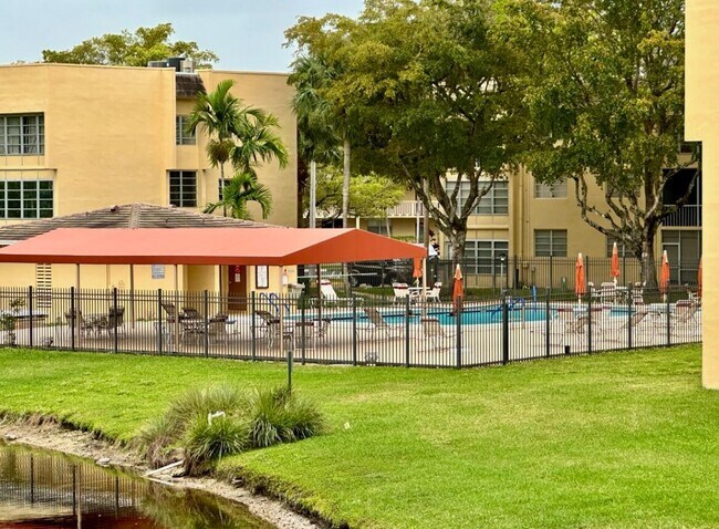 Building Photo - 6020 NW 64th Ave