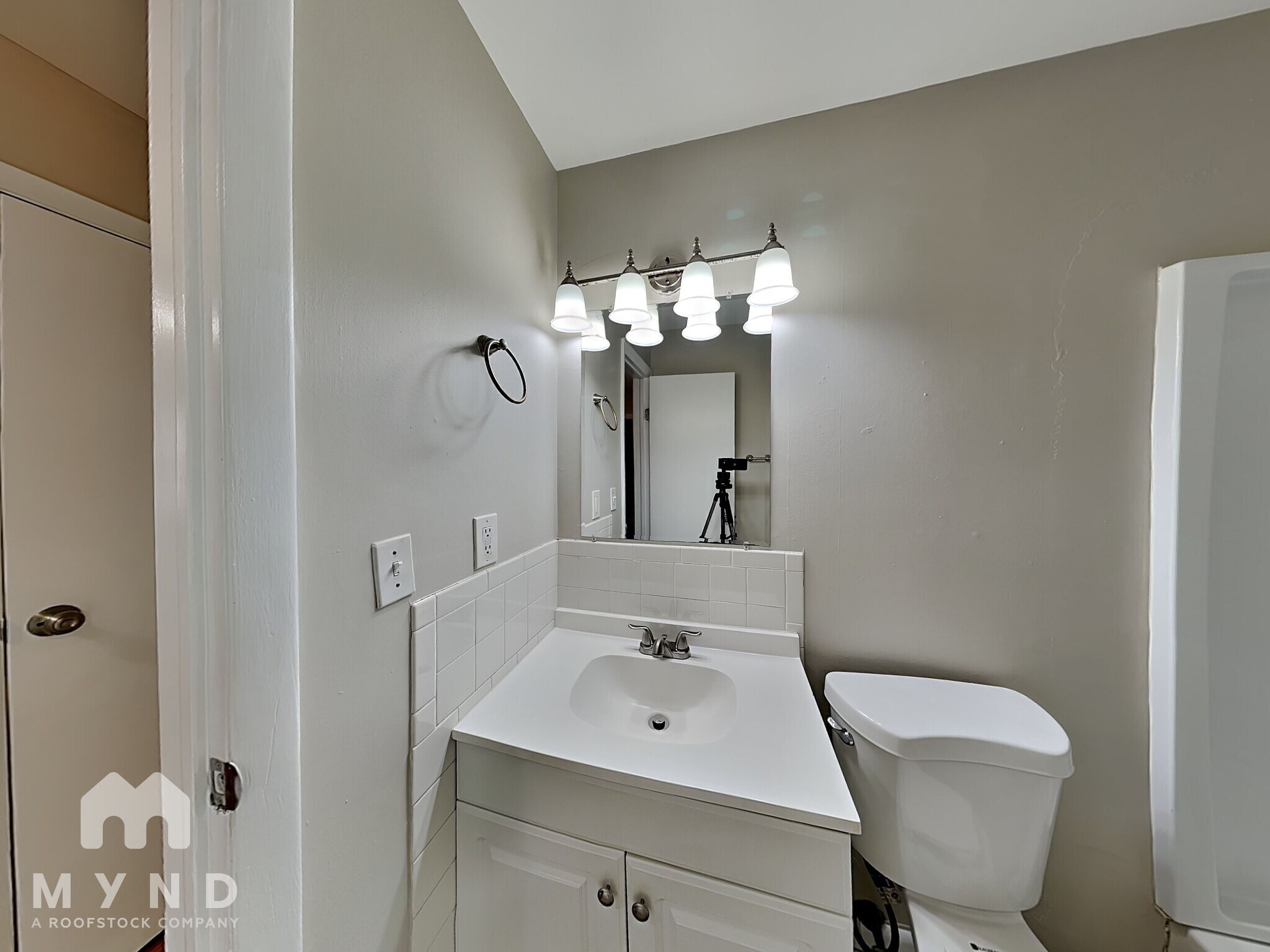 Building Photo - 2776 Halifax Ct