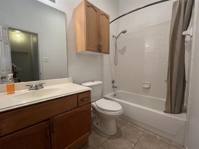 Building Photo - 3849 Pine Valley Dr