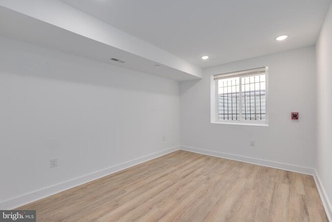 Building Photo - 2061 N 8th St