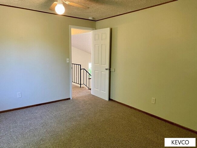 Building Photo - Stunning Home in Central FoCo!