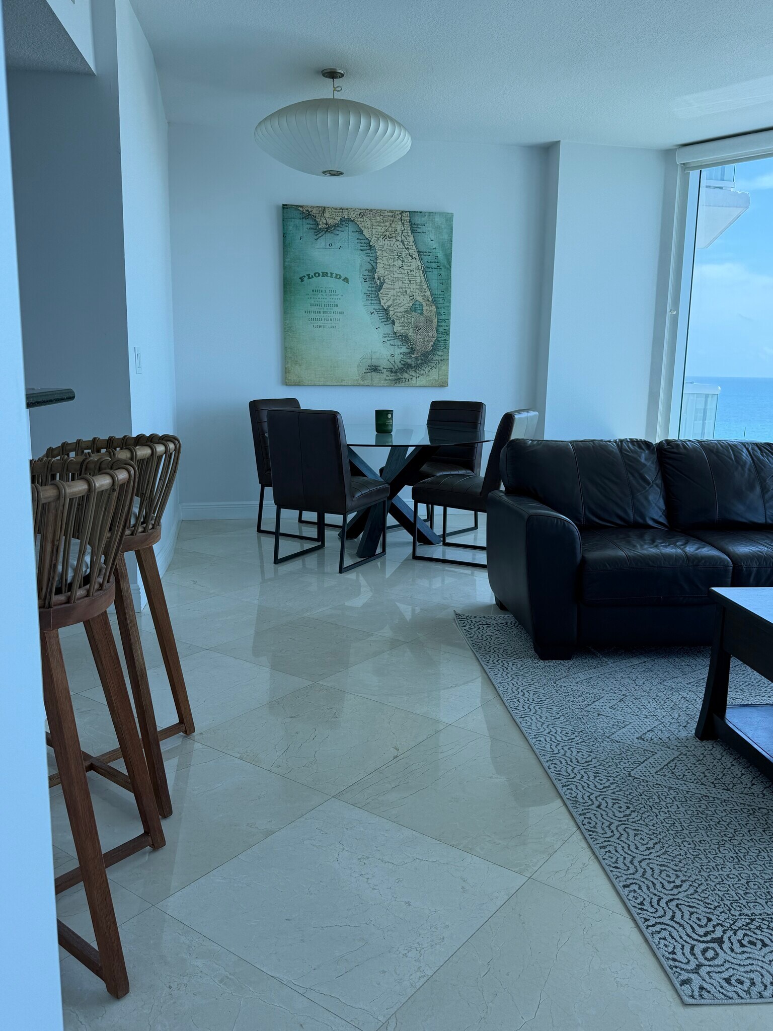 Building Photo - 6515 Collins Ave