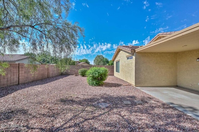 Building Photo - 13101 W Indianola Ave