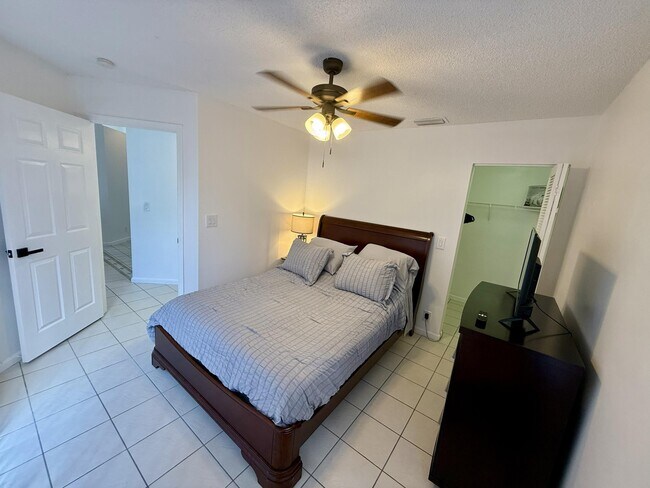 Building Photo - 1049 Mourning Dove Ln