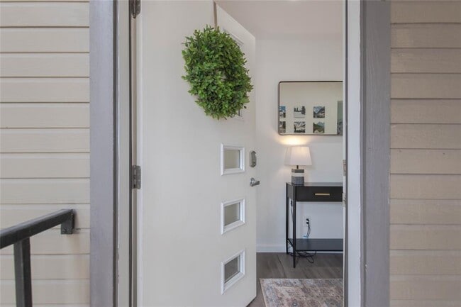 Building Photo - 3604 Clawson Rd