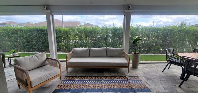 Building Photo - 11987 Globe St