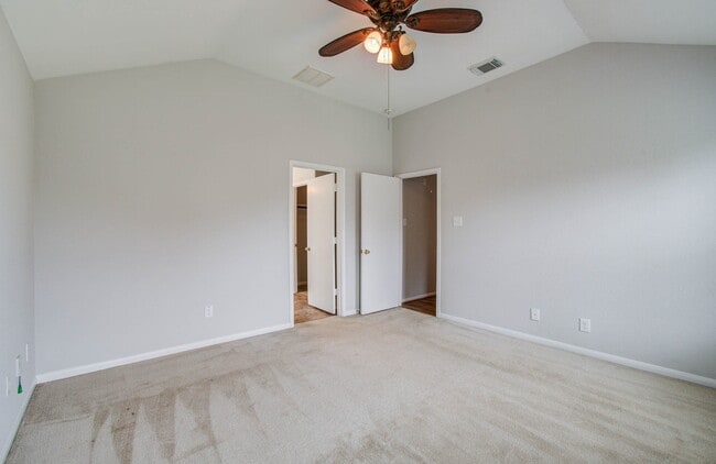 Building Photo - 2106 Bishop Hollow Ln