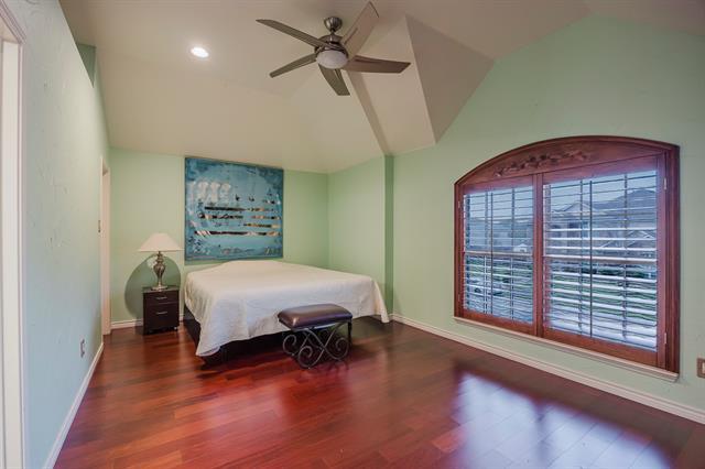 Building Photo - 808 Sabona Dr