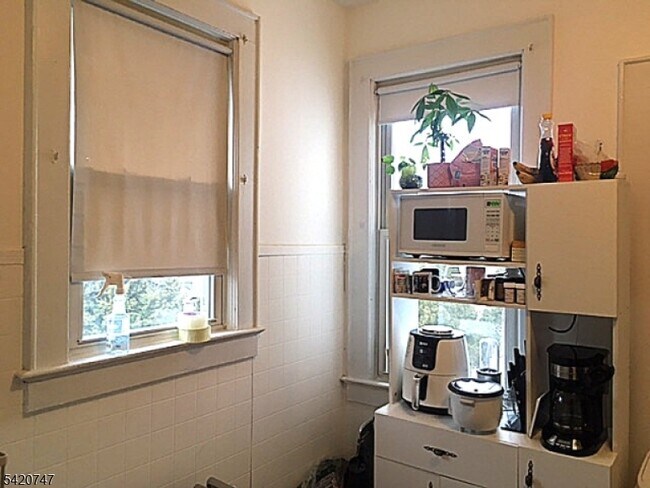 Building Photo - 54 Jefferson Pl