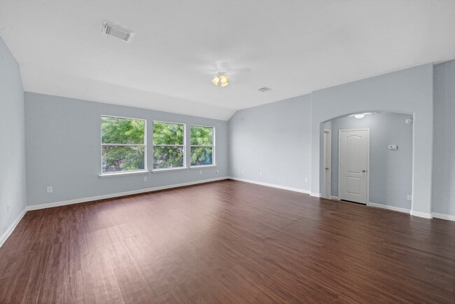 Building Photo - 17610 Forest Haven Trail
