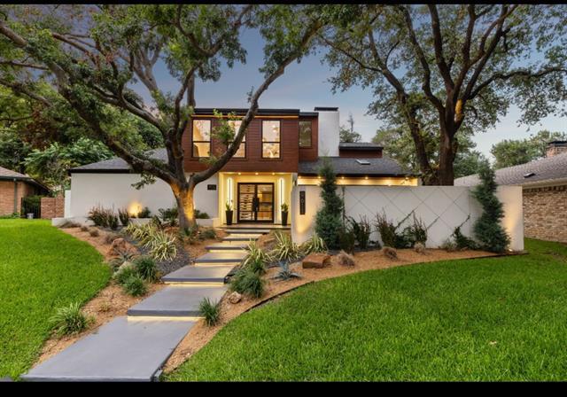 Building Photo - 9611 Fallbrook Dr