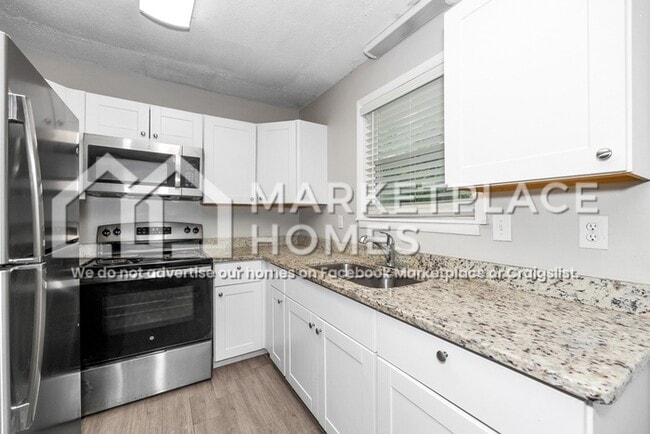 Building Photo - 4028 Sewall Dr SW