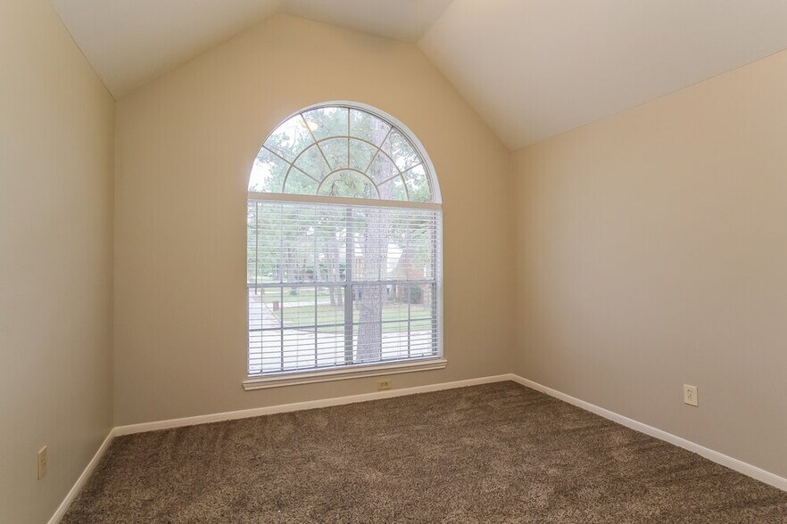 Building Photo - 3119 Creek Manor Dr