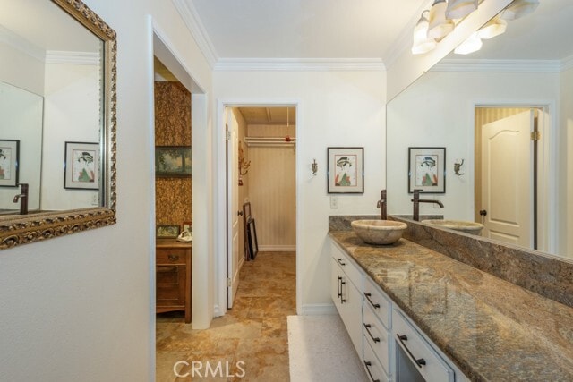 Building Photo - 17301 Peach