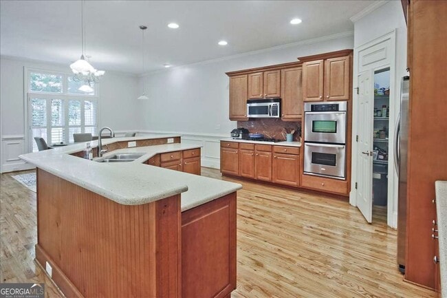 Building Photo - 6245 Spalding Dr