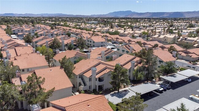 Building Photo - 7905 Idledale Ct