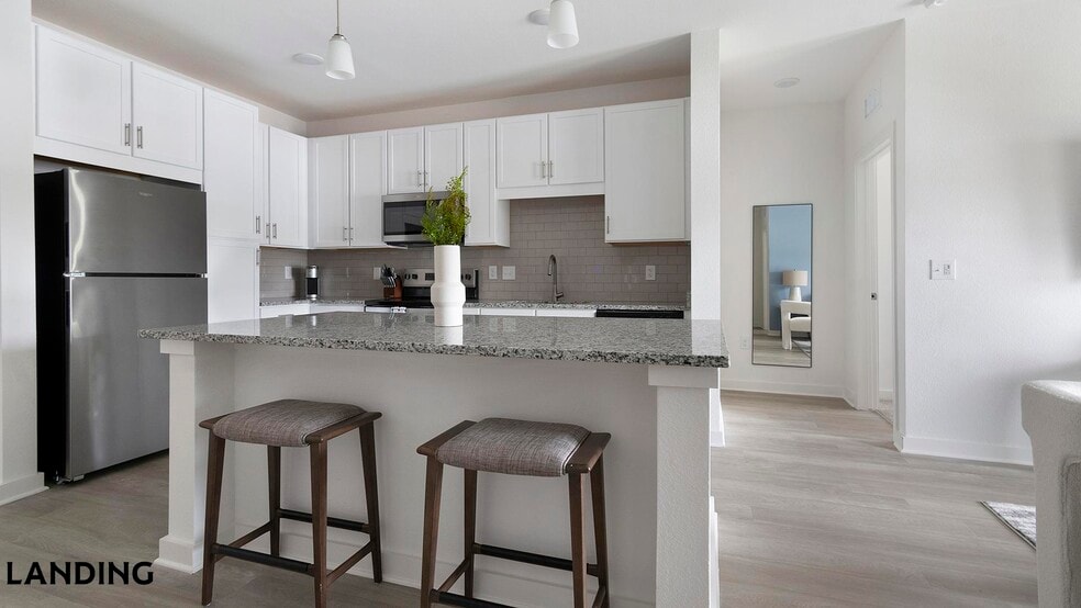 Building Photo - 12525 Tibbets Ln