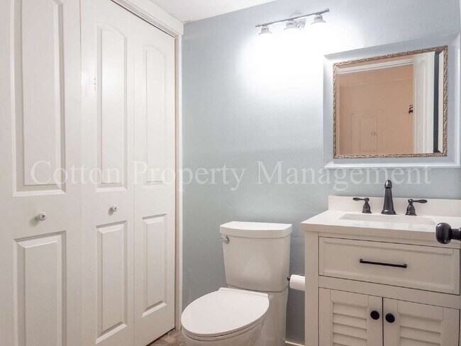Building Photo - 2BR/2.5BA - In Birch Creek Community Townhome - $1,750/month - Pet Friendly*