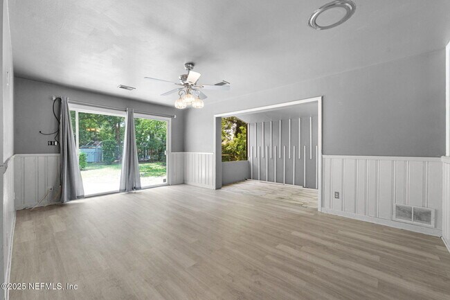 Building Photo - 7930 Bellemeade Blvd