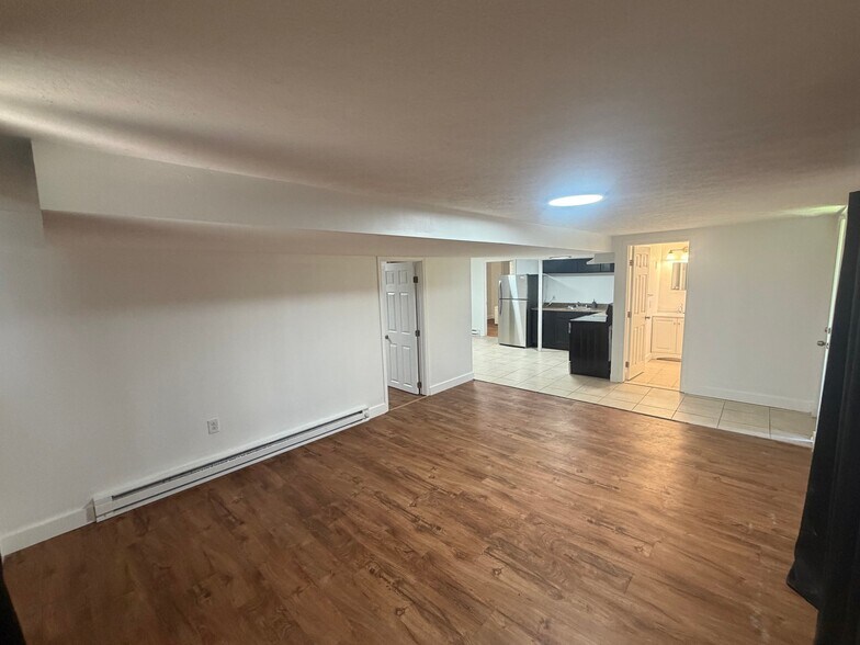 Building Photo - 5380 west