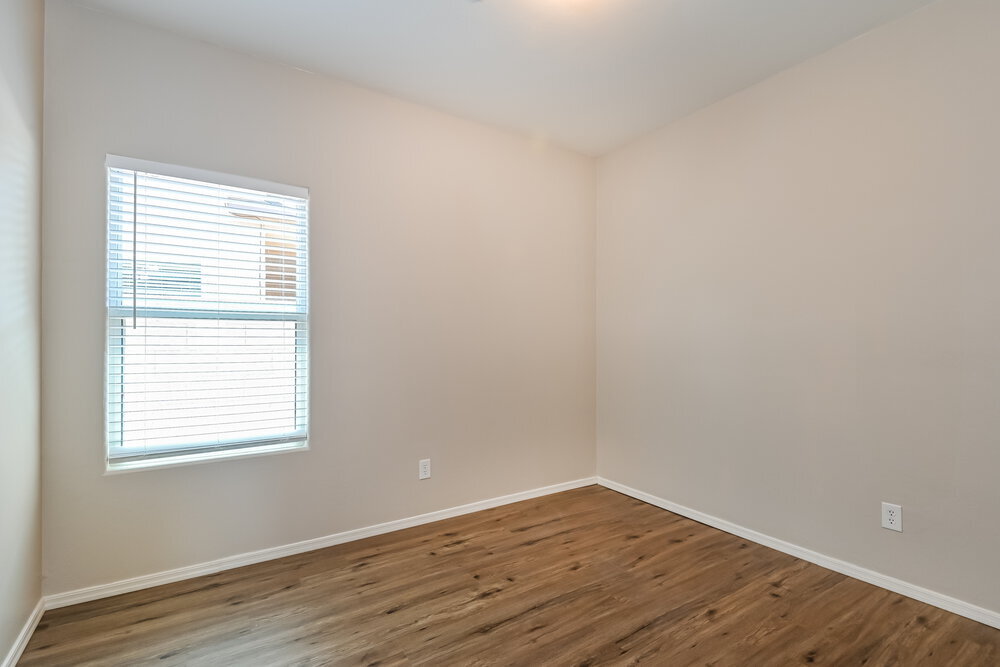 Building Photo - 6871 S Martlet Dr