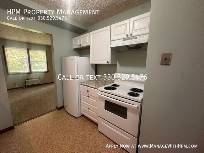 Building Photo - 2357 Ansley St