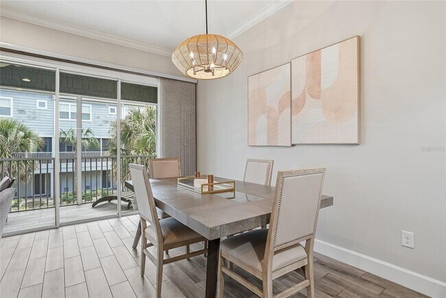 Building Photo - 3162 Moorings Dr S