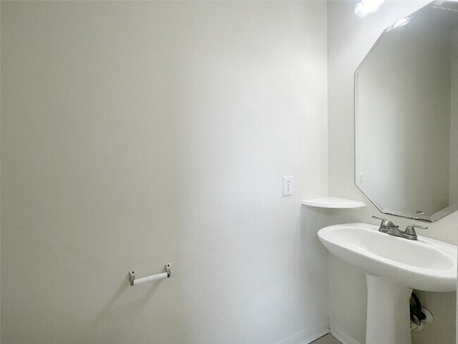 Building Photo - 5723 Ames Crossing