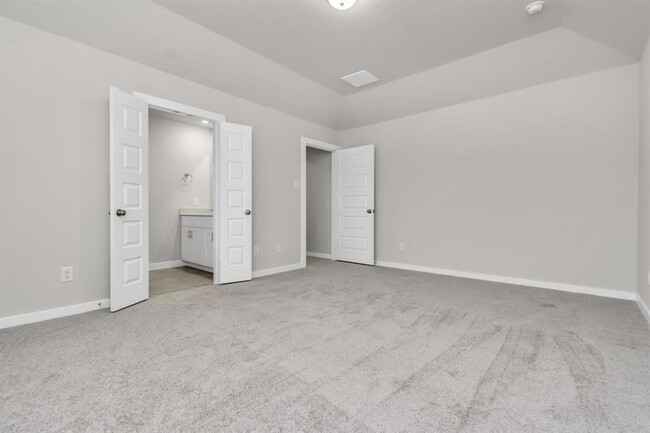 Building Photo - 17407 Bluemink Ln