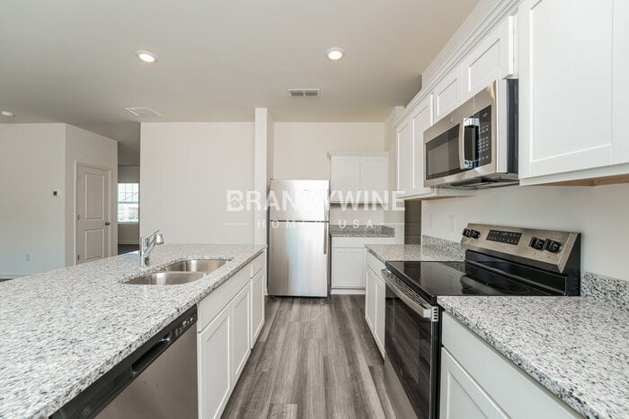 Building Photo - 33 Rowlett Pl