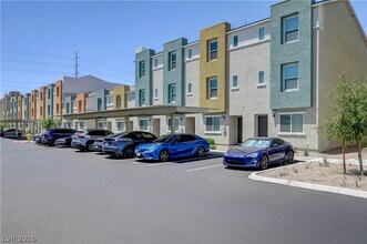 Building Photo - 5641 Fathom Blue St