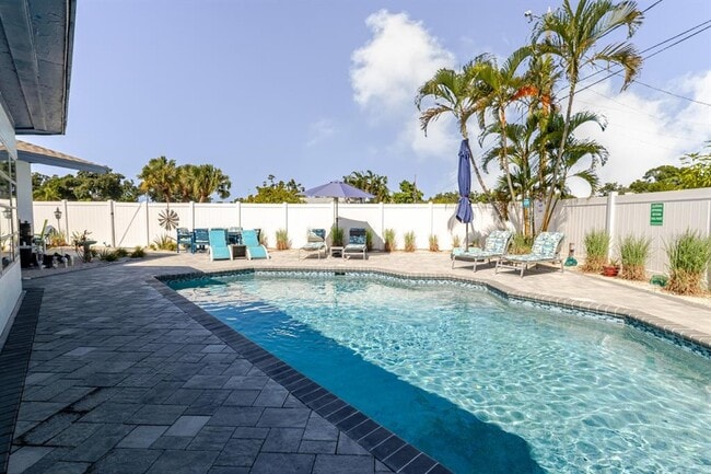 Building Photo - 6300 16th St S