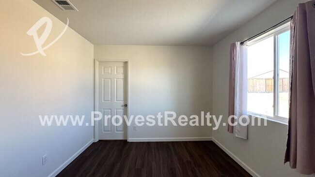 Building Photo - 11377 Bellevue St