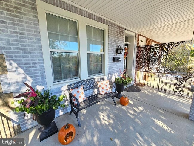 Primary Photo - 528 Lower E Valley Forge Rd