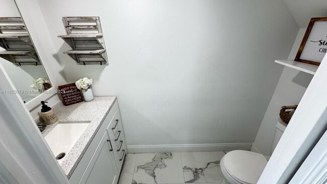 Building Photo - 14213 SW 121st Pl
