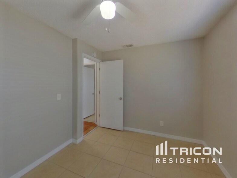 Building Photo - 2981 Snow Dr