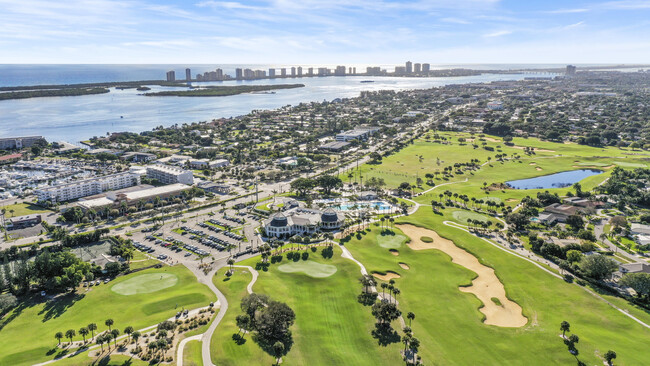 Building Photo - 466 Tequesta Dr